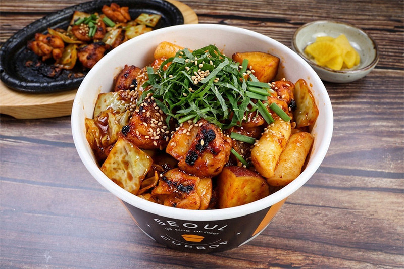 닭갈비덮밥 이미지